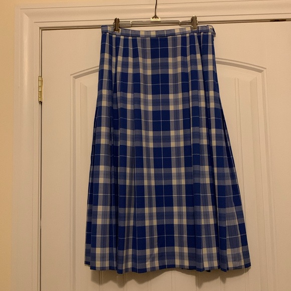 Pendleton plaid, pleated skirt, spring-weight virgin wool, size 14 - Picture 1 of 4